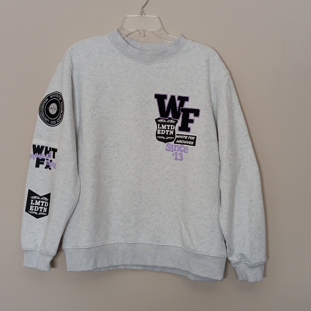 WHITE FOX Sweatshirt,size S/M